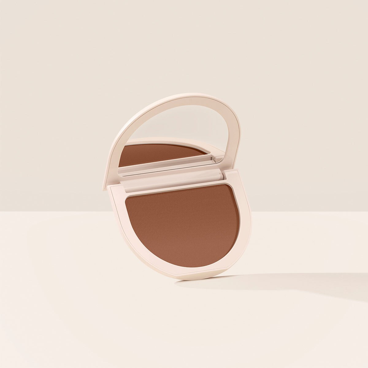 TRUE TO MYSELF TINTED PRESSED TALC-FREE FINISHING POWDER (POLVO FIJADOR PARA ROSTRO)